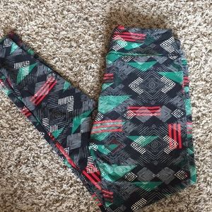 Lularoe black Aztec leggings OS